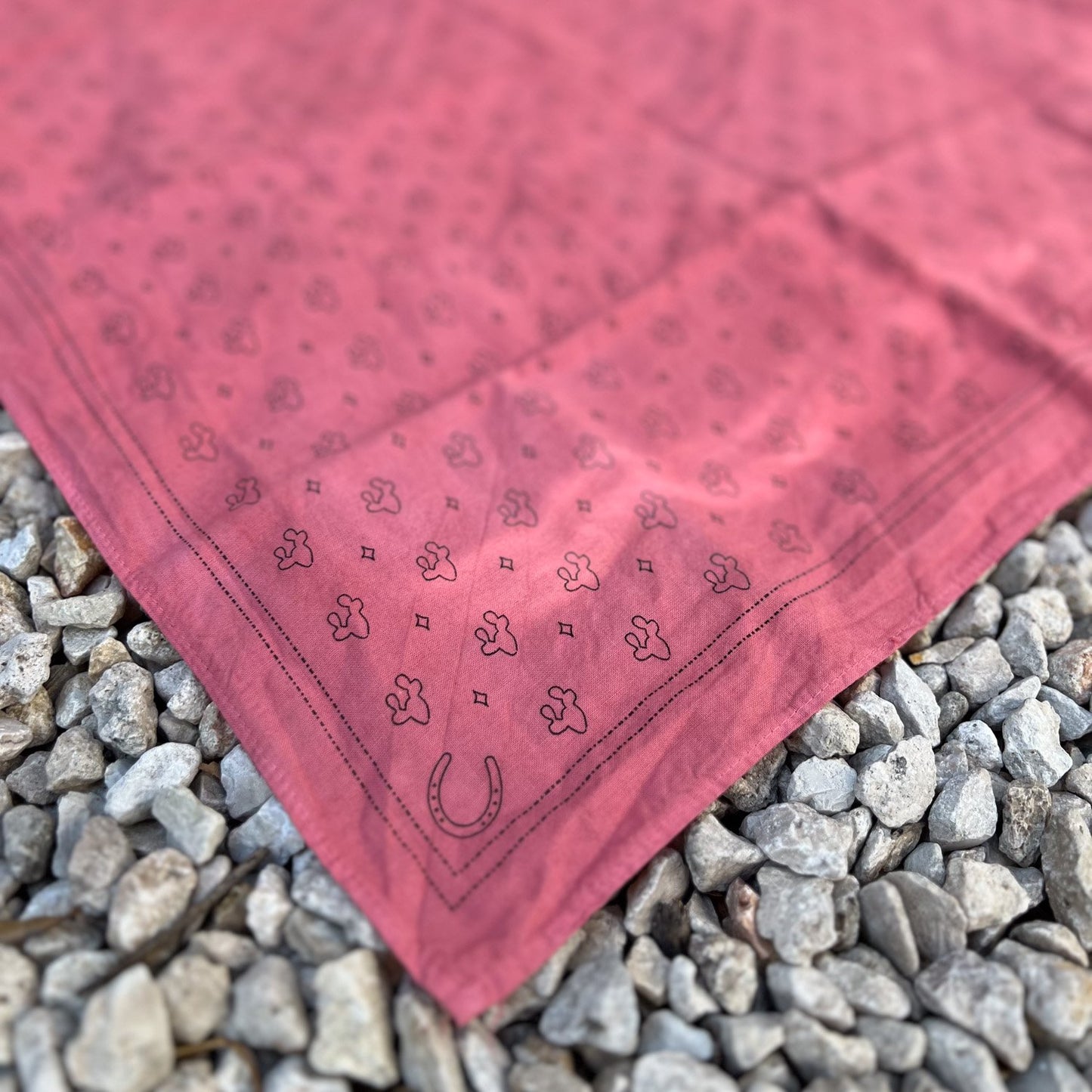 Prickly Pear Cotton Bandana - Calm Coral - 2