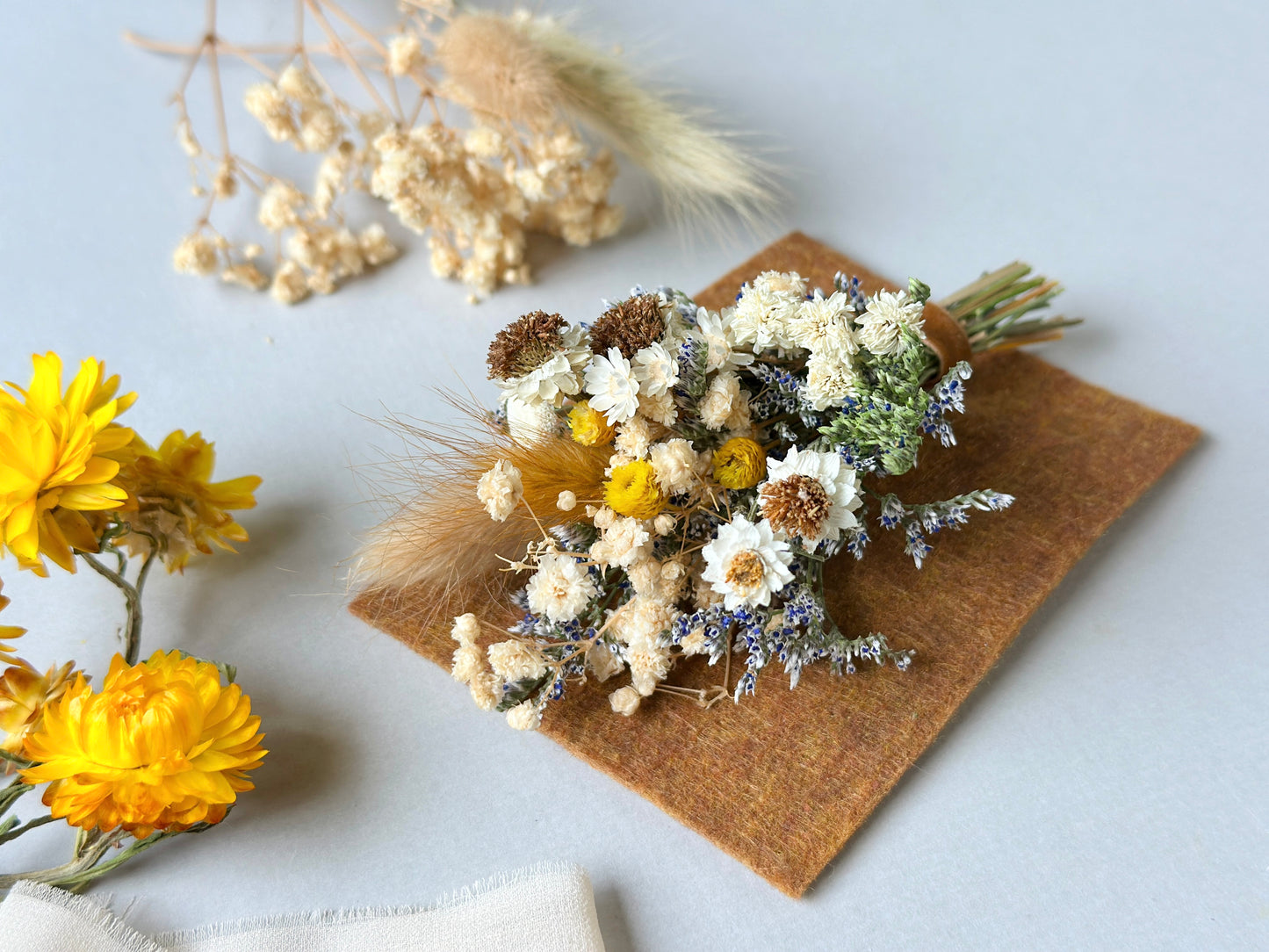 Dried Floral Pin
