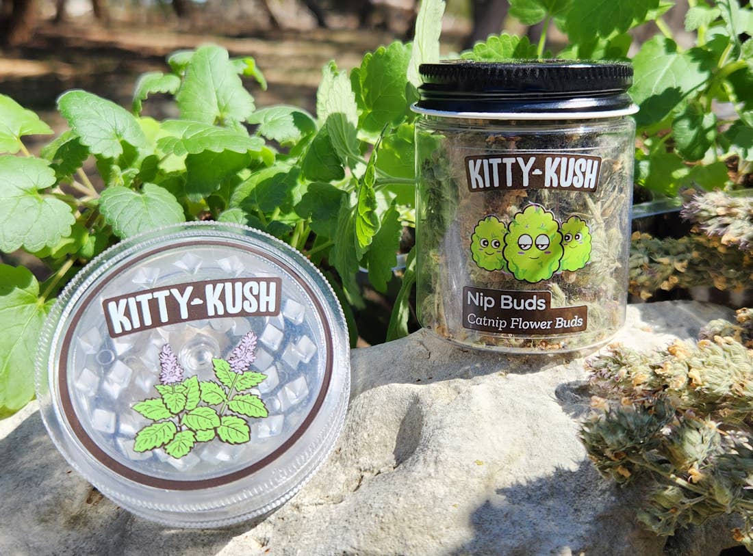 Nip Buds: Catnip Flower Buds with grinder
