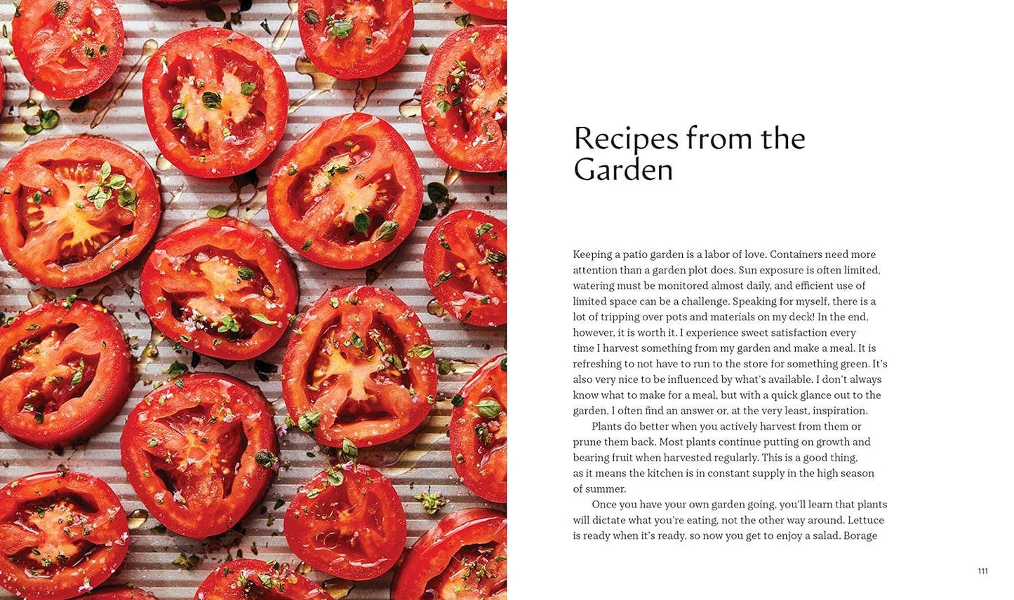 Tiny Space Gardening: A Guide to Urban Farming (Unique Gift)