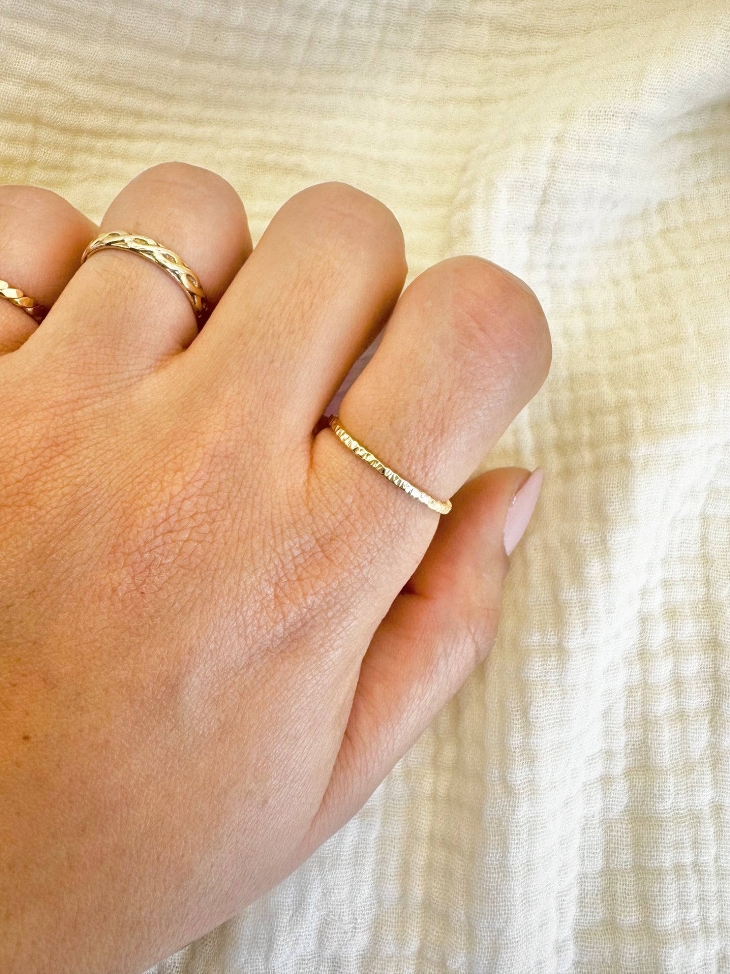 Sparkle Patterned Ring  - 2