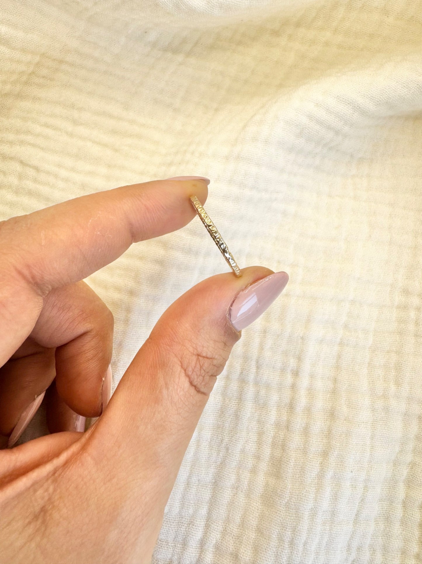 Sparkle Patterned Ring  - 1