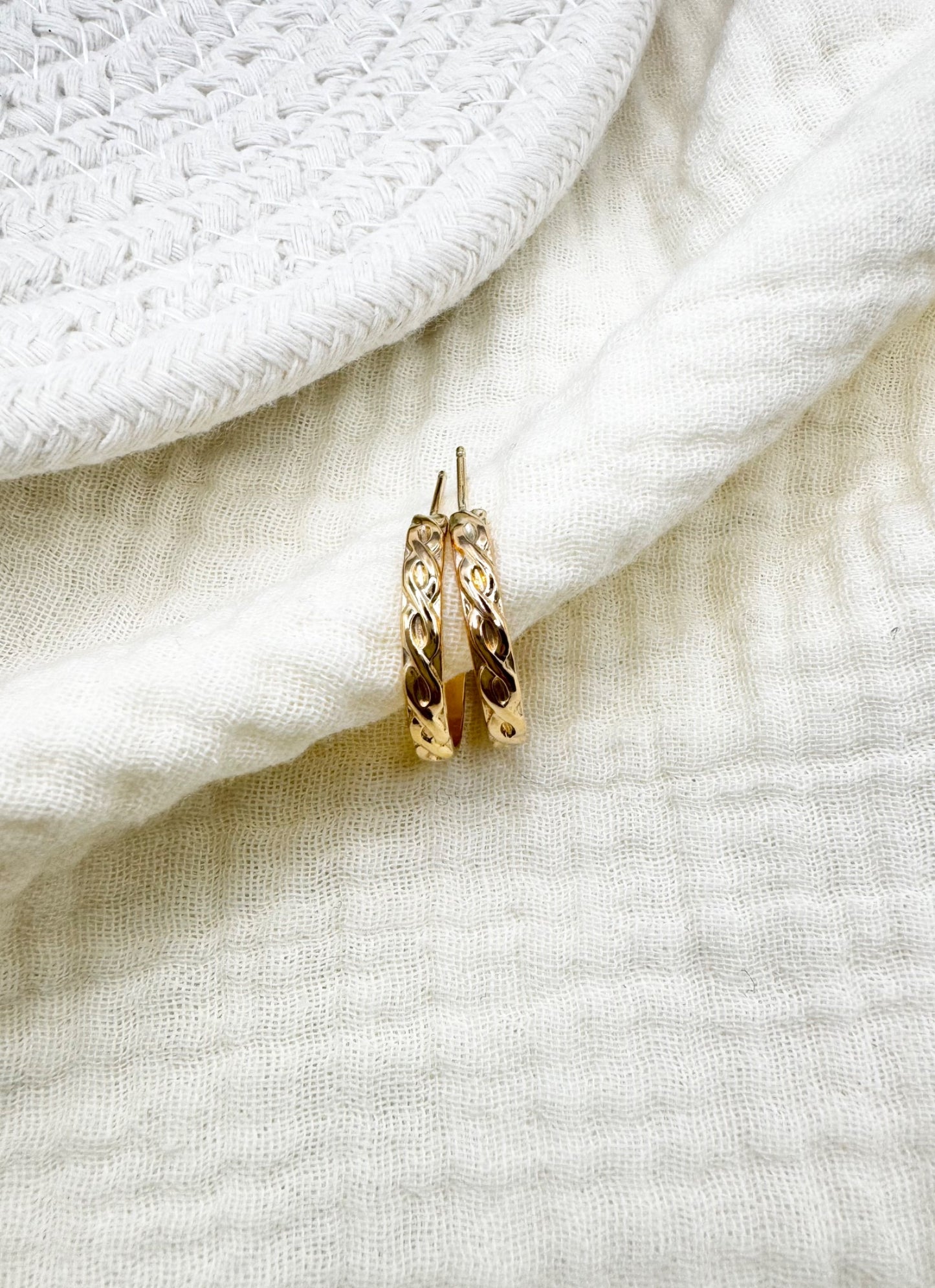 Twisted Pattern 14k Gold Filled Hoops Earrings - 1