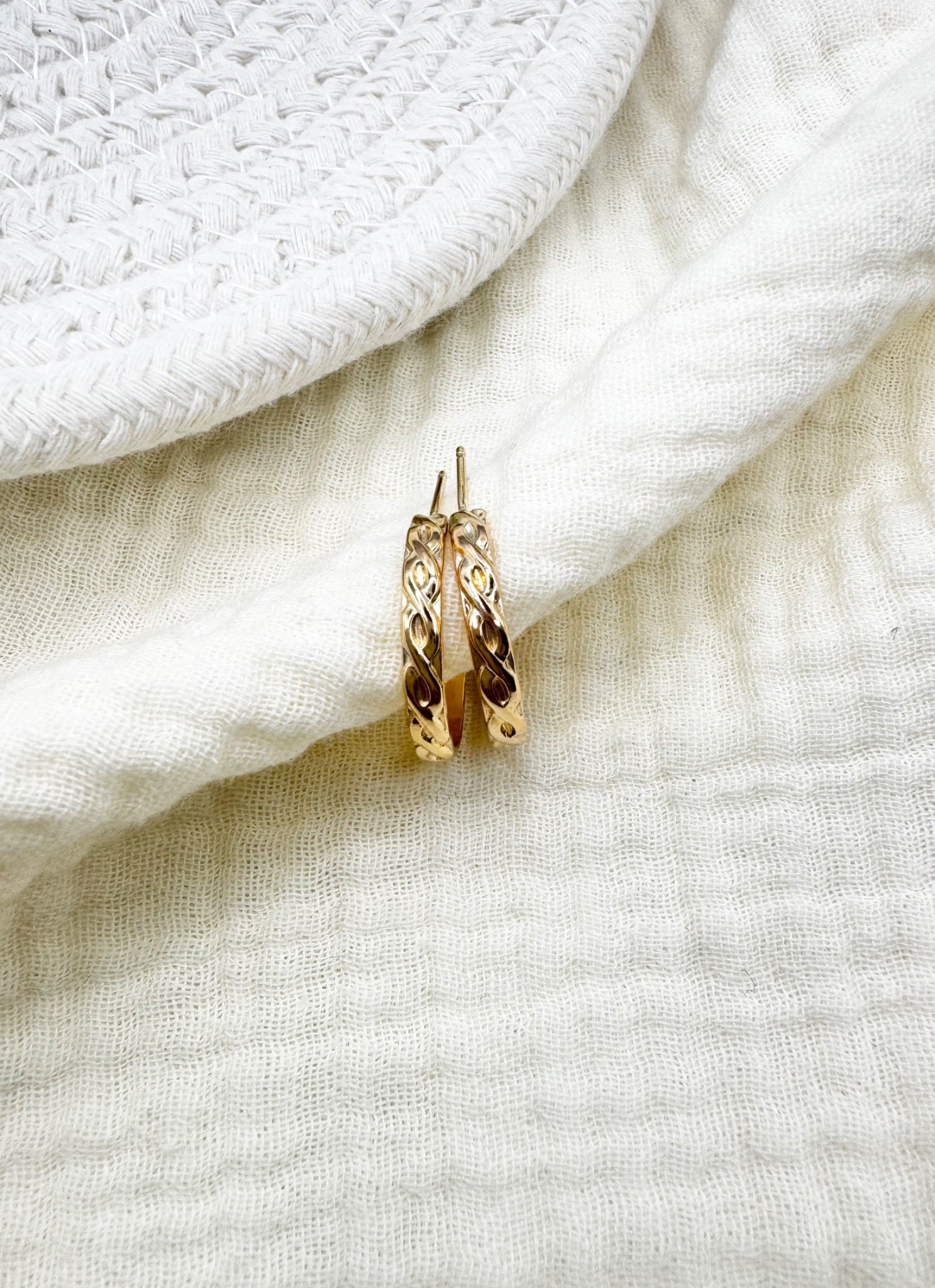 Twisted Pattern 14k Gold Filled Hoops Earrings - 1