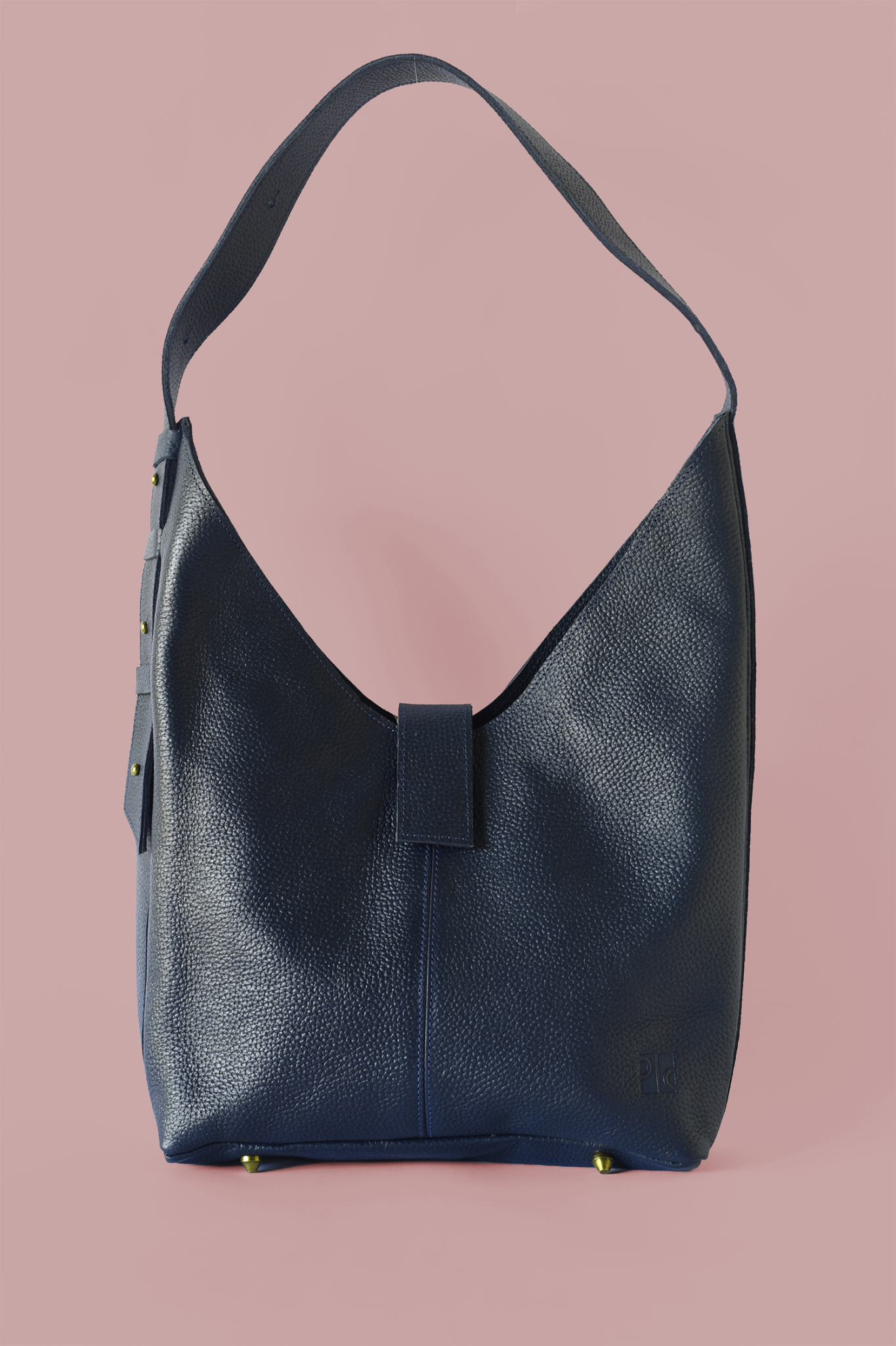 65b2bb63f348b87cbe1f70aa_bindle-bag-blue_1780337529594.png