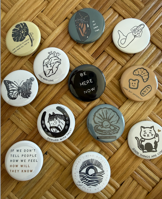 65b2bb63f348b87cbe1f70aa_good-am-button-grouping-summer-2026_1783456861025.png
