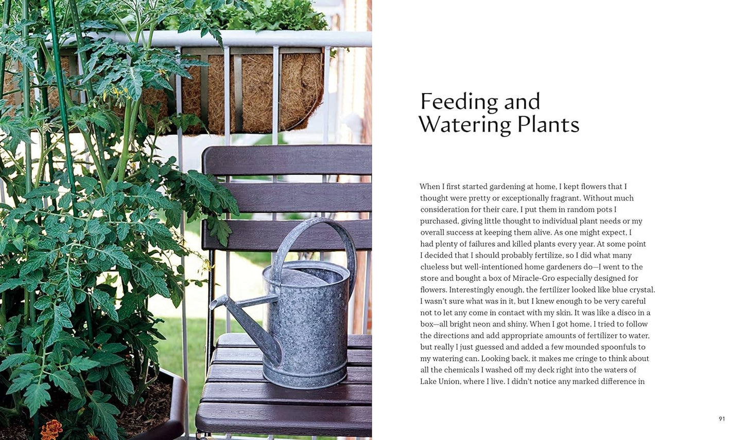 Tiny Space Gardening: A Guide to Urban Farming (Unique Gift)