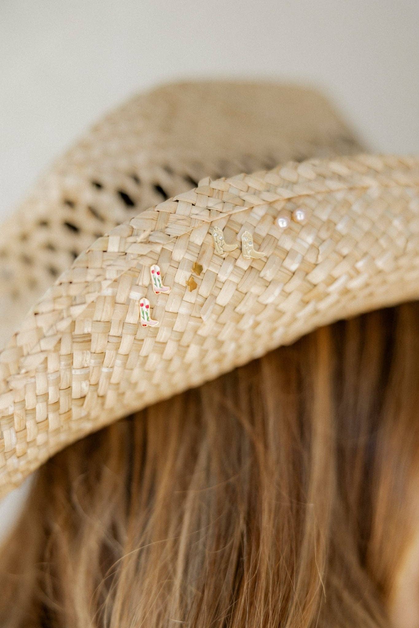 Screwback Stud Earrings - Daisy Cowgirl Boot Gold