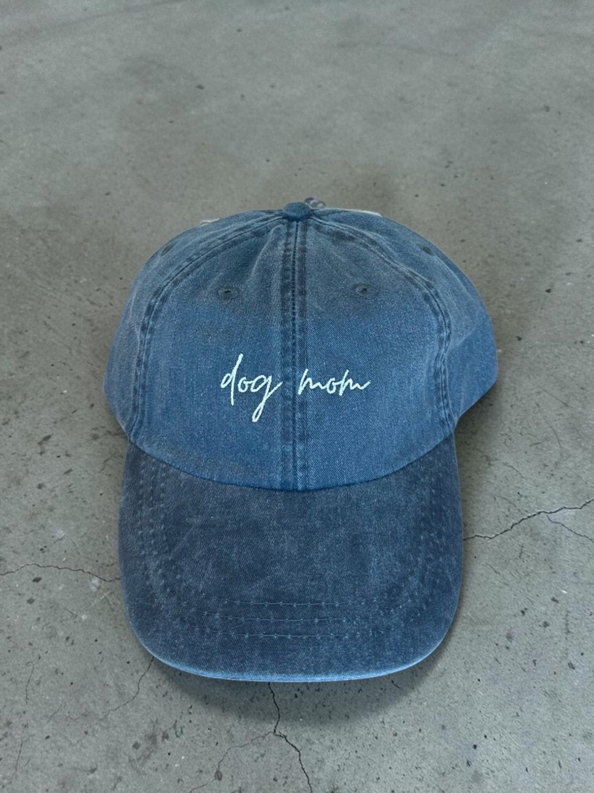 Dog Mom Baseball Cap