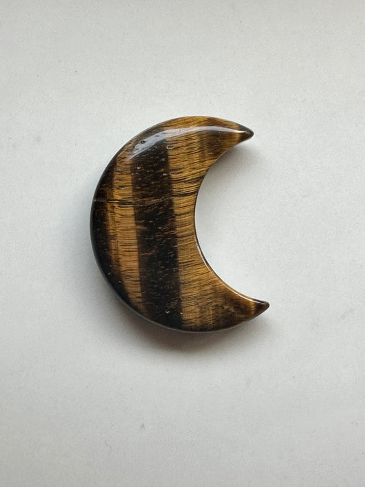 Tigers Eye (moon)