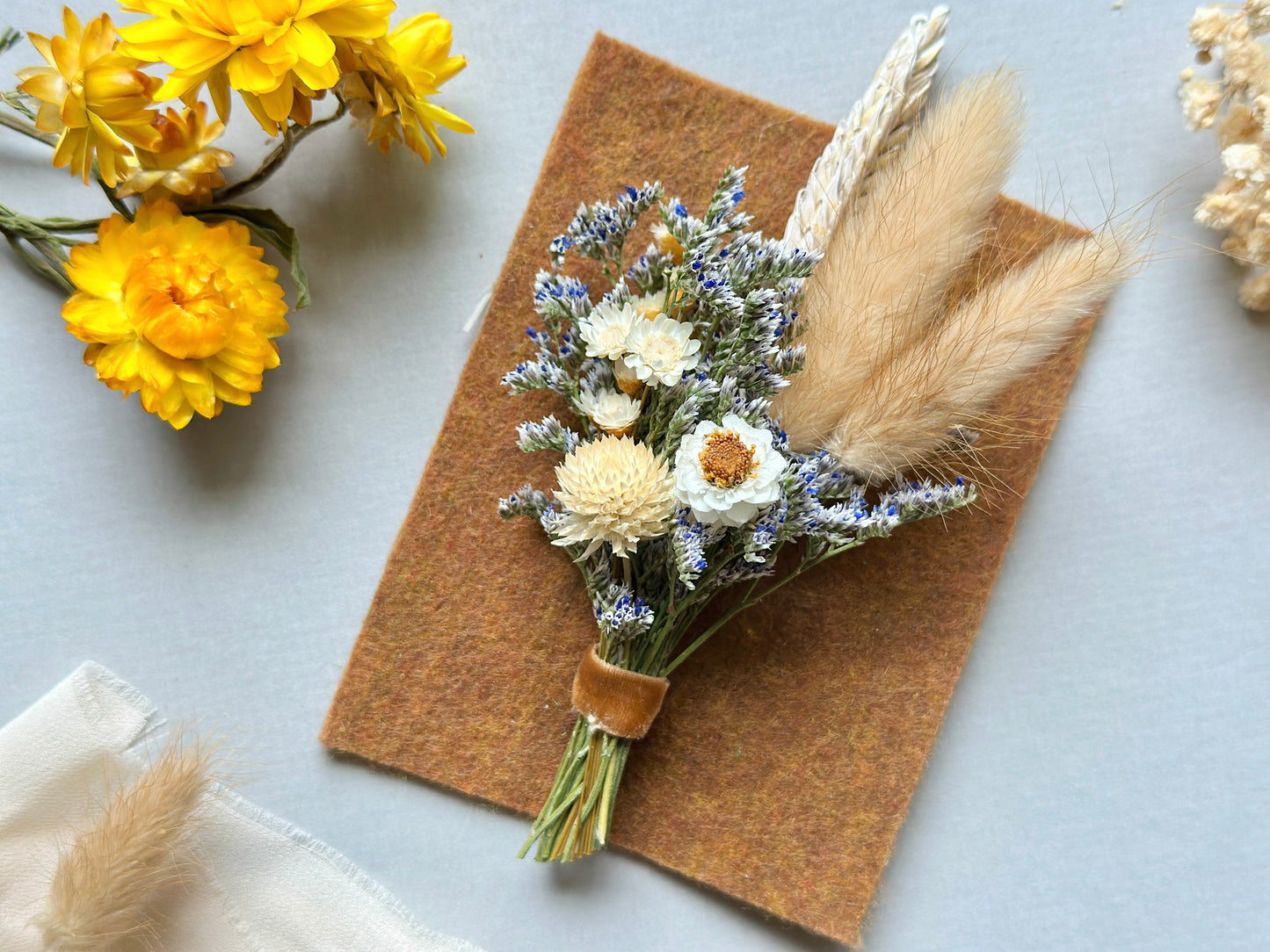 Dried Floral Pin
