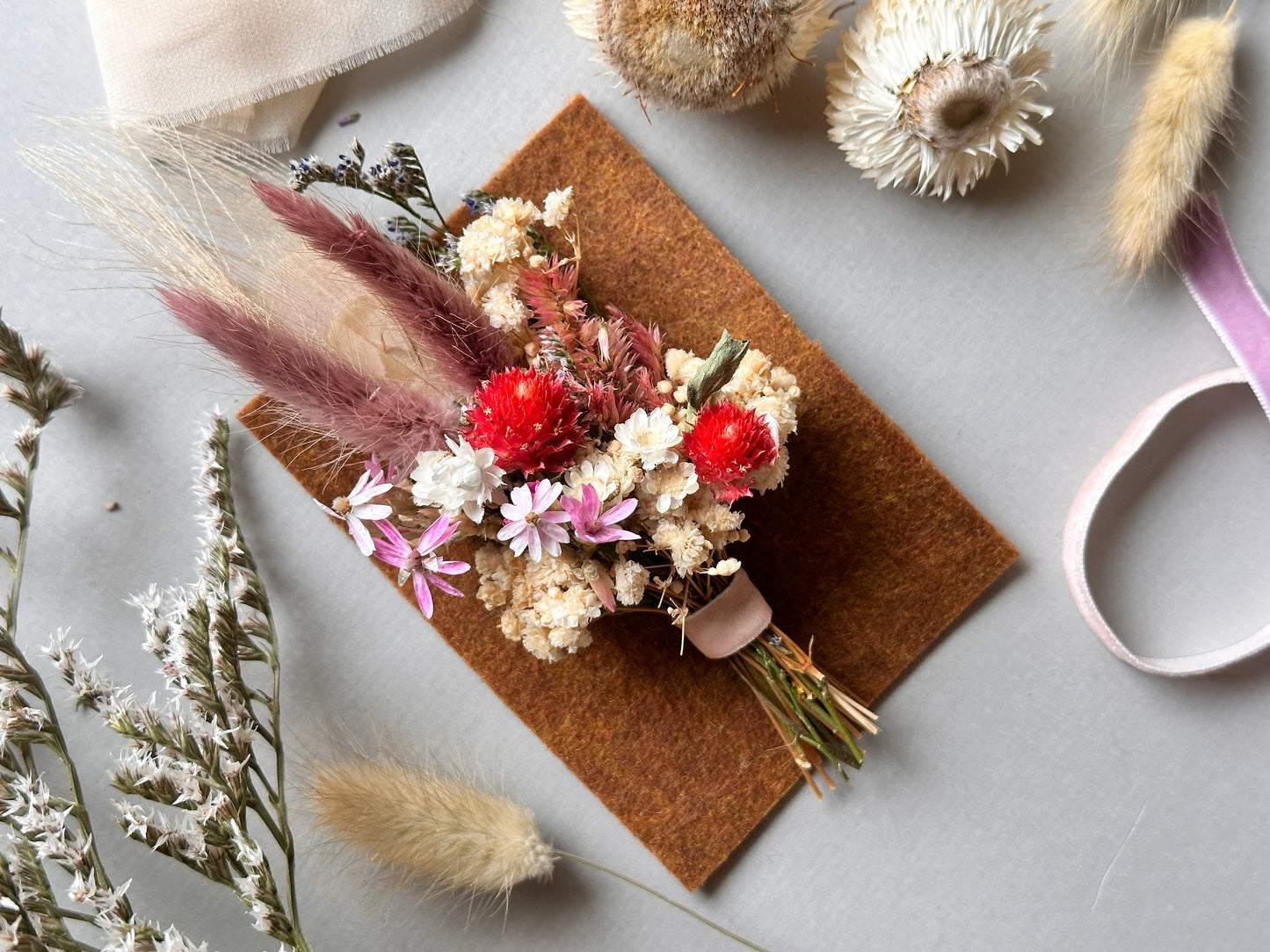 Dried Floral Pin