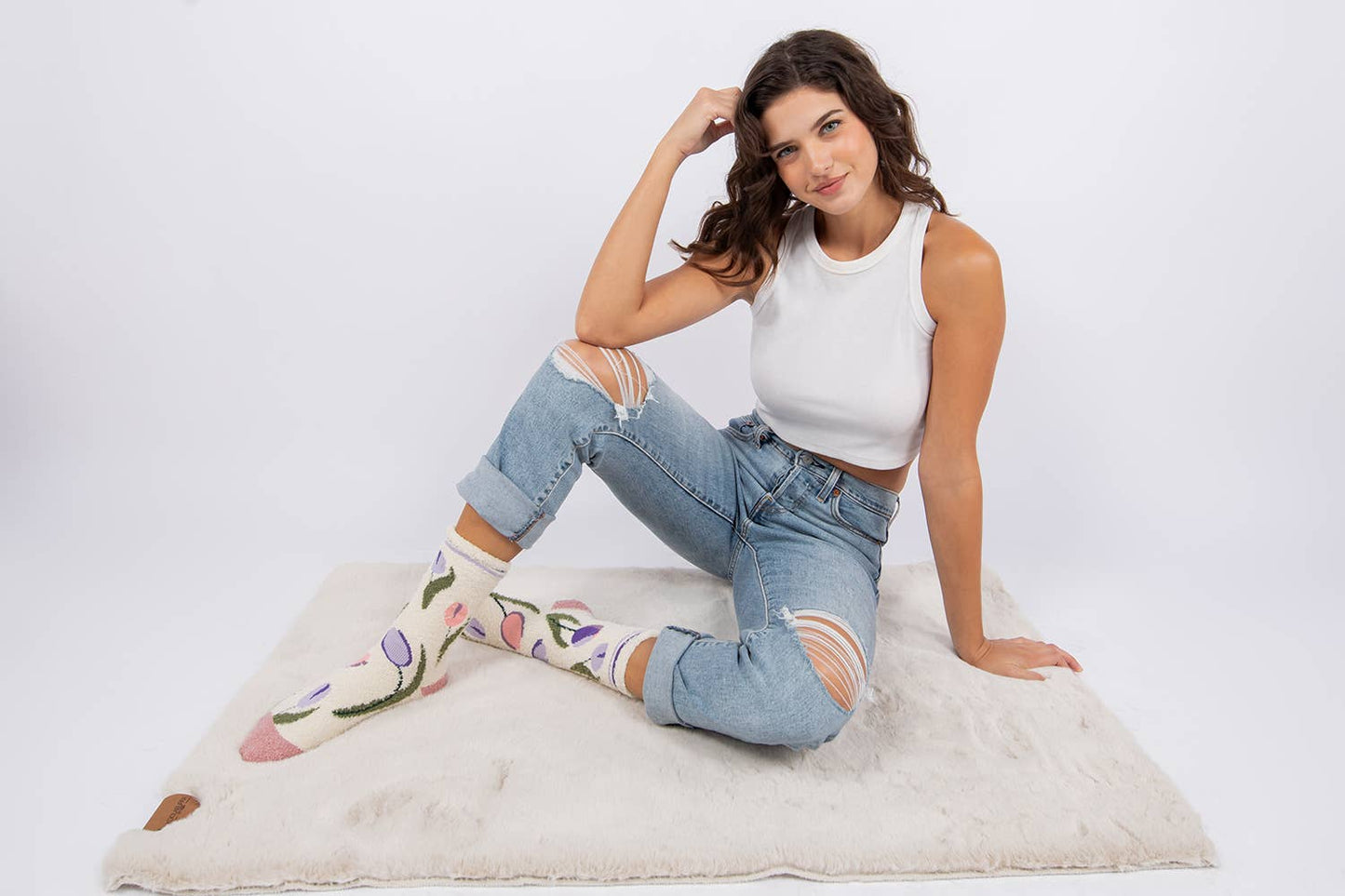 Julia | Women's Tulips Floral Pattern Fuzzy Cozy Socks