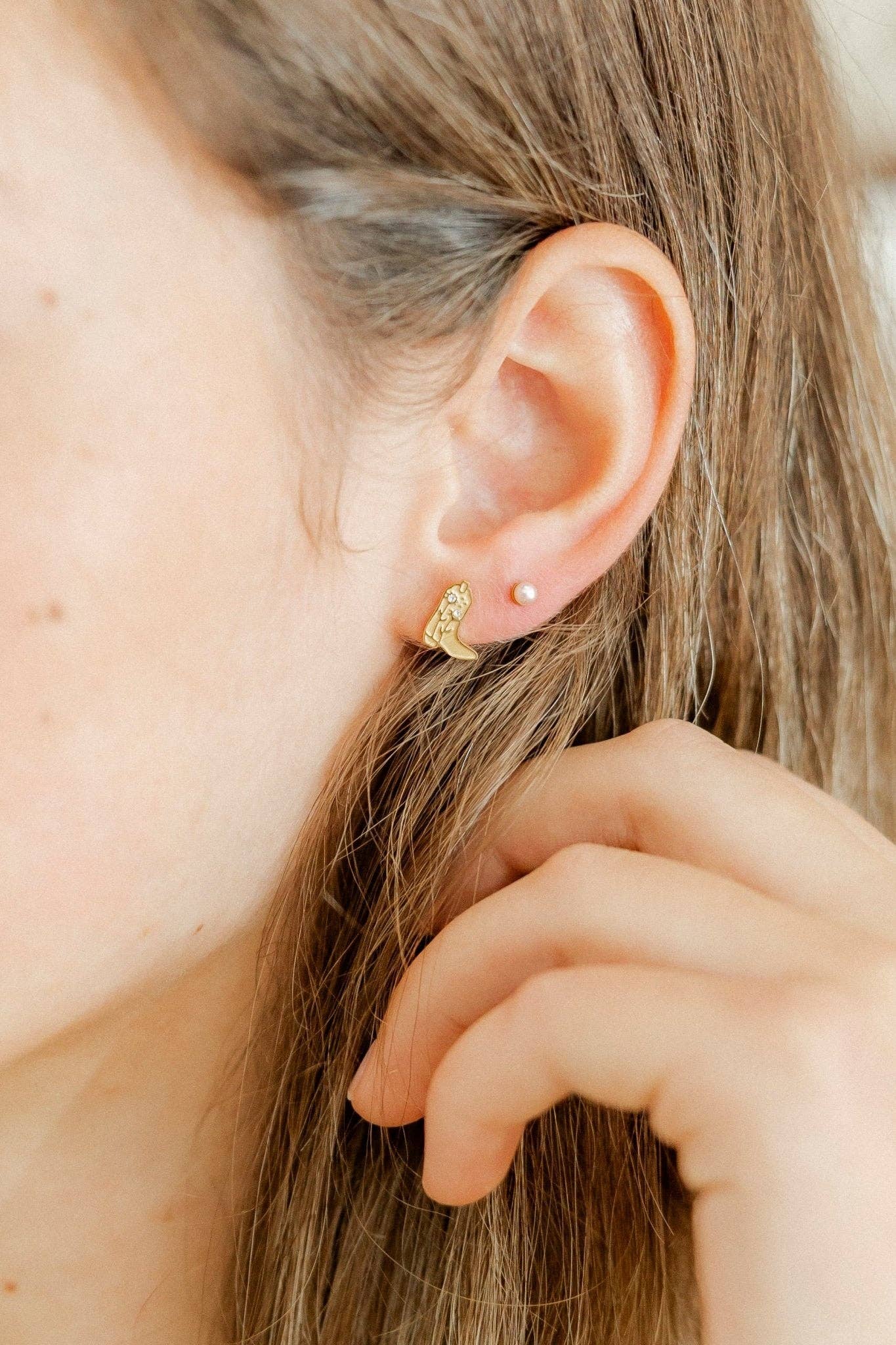 Screwback Stud Earrings - Daisy Cowgirl Boot Gold