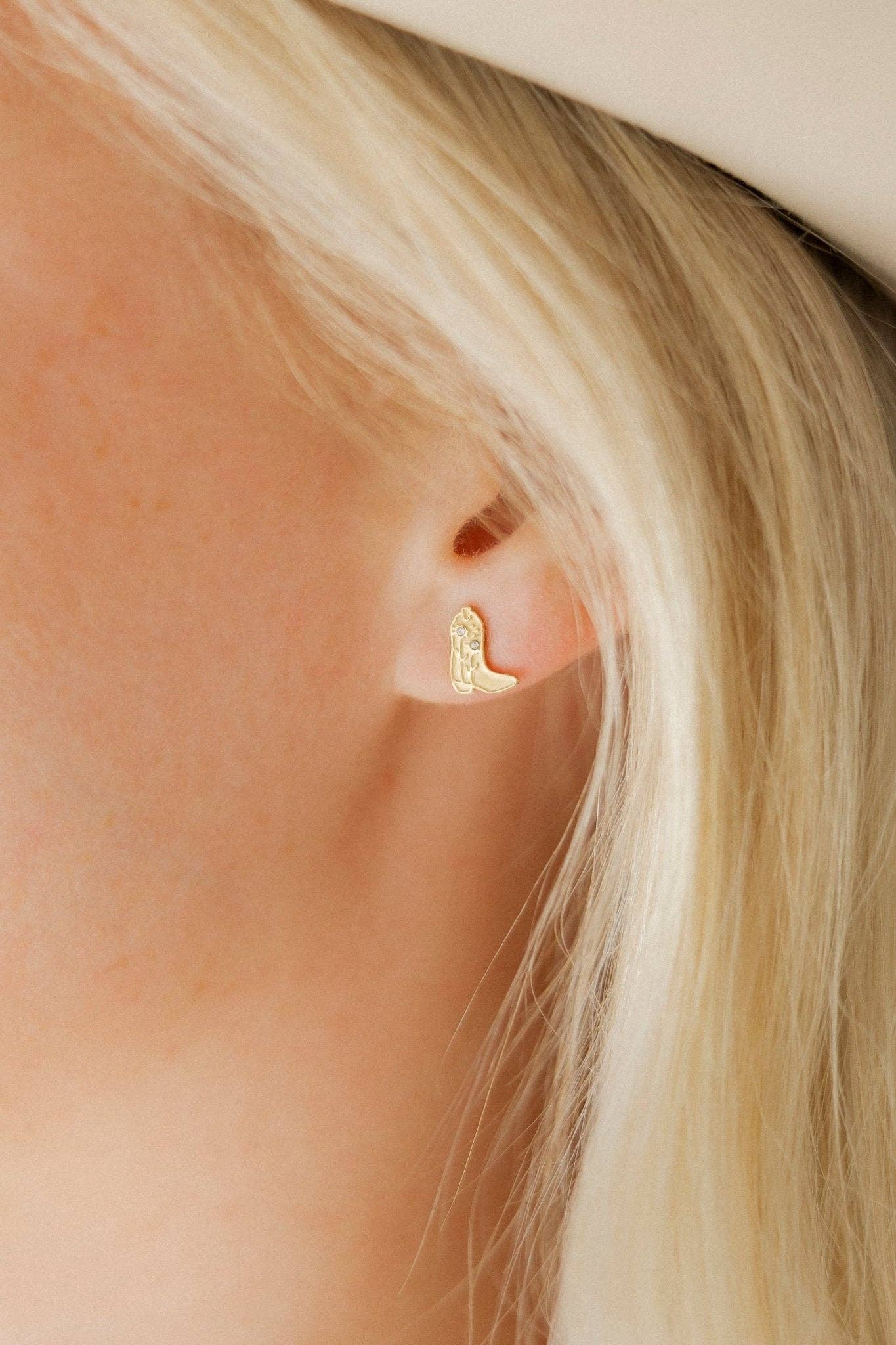 Screwback Stud Earrings - Daisy Cowgirl Boot Gold