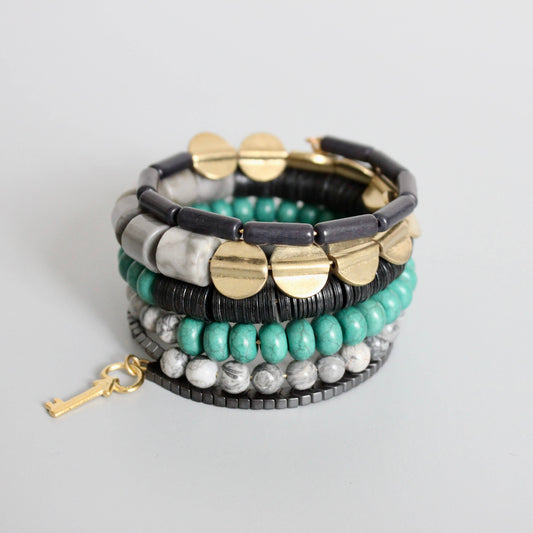 Bracelet- Black and turquoise wrap