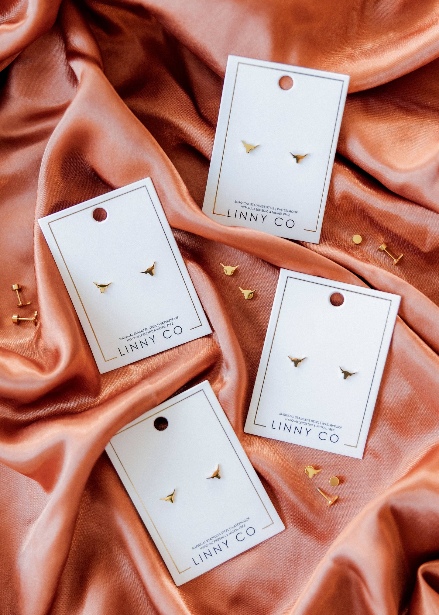 Screwback Stud Earrings - Texas Steer Gold