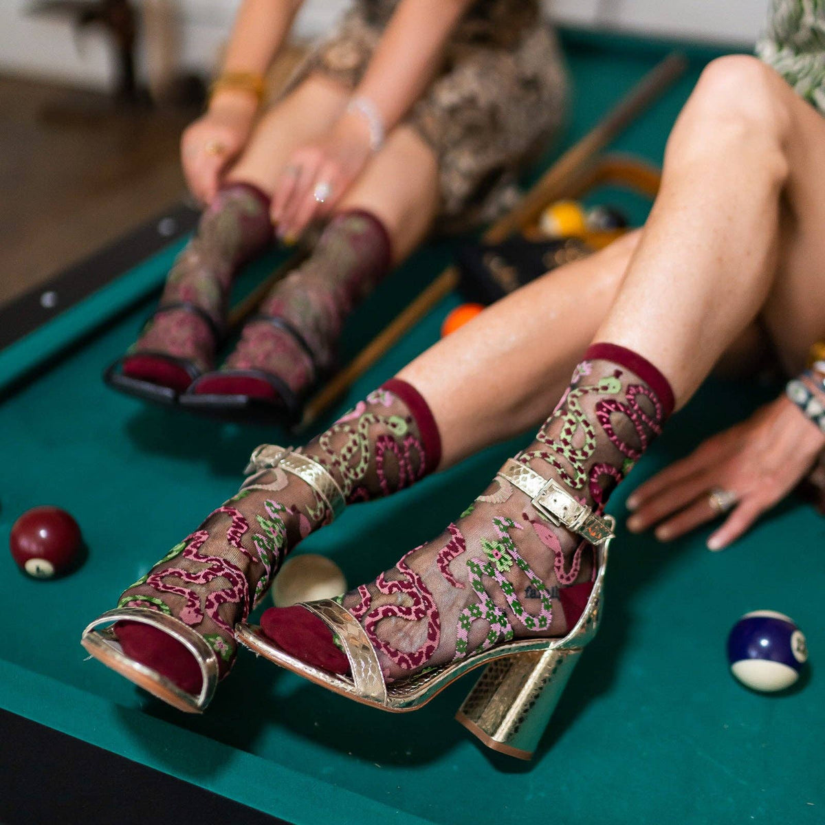 Serpentine Floral Black Sheer Crew Sock